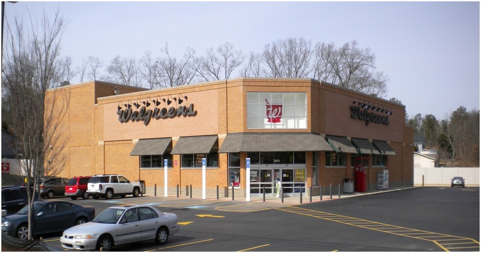 3851 Chapel Hill Rd, Douglasville, GA à louer - Photo du bâtiment - Image 2 de 3