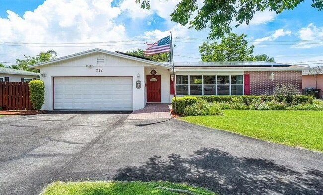 Plus de détails pour 2211 SE 3rd St, Boynton Beach, FL - Multi-résidentiel à vendre