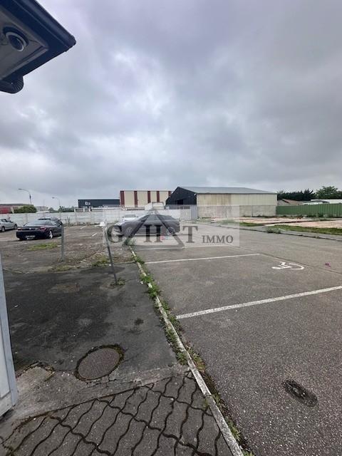 Land in Vigneux Sur Seine for sale Building Photo- Image 1 of 8