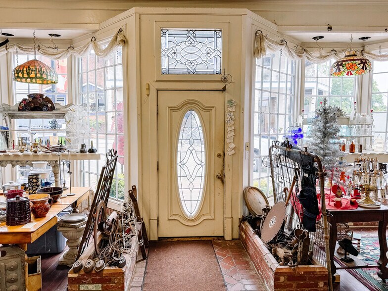 304 E Main St, Hogansville, GA à vendre - Photo intérieure - Image 2 de 4