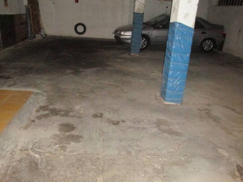 Retail in Salamanca, Salamanca for lease - Interior Photo - Image 1 of 9