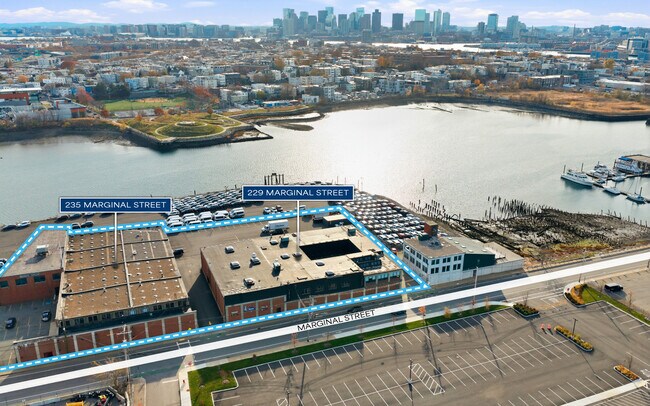 Plus de détails pour 229 Marginal St, Chelsea, MA - Bureau, Industriel à louer