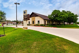 Plus de détails pour 138 Old San Antonio Rd, Boerne, TX - Bureau à vendre