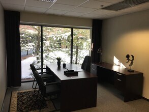 7 W Square Lake Rd, Bloomfield Hills, MI for lease Interior Photo- Image 1 of 1