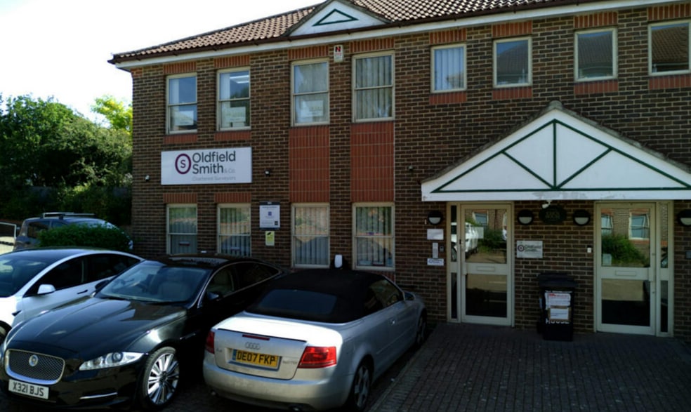 River Way, Uckfield for sale - Primary Photo - Image 1 of 2