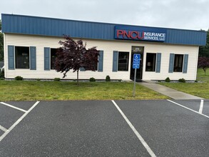 270 Westfield Rd, Holyoke, MA for lease Interior Photo- Image 1 of 9