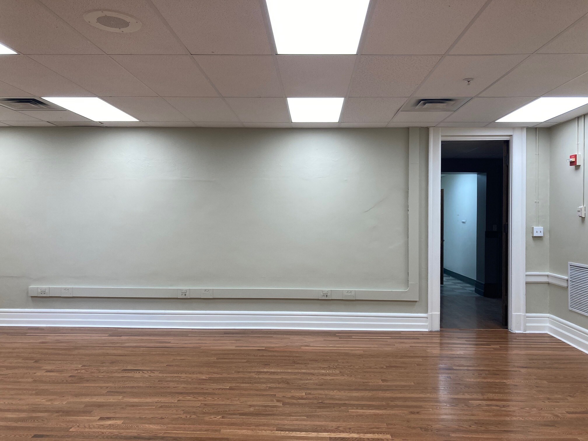 151 Main St, Wadsworth, OH à louer Photo intérieure- Image 1 de 6