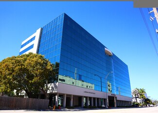 Plus de détails pour 7000 SW 62nd Ave, Miami, FL - Médical à louer