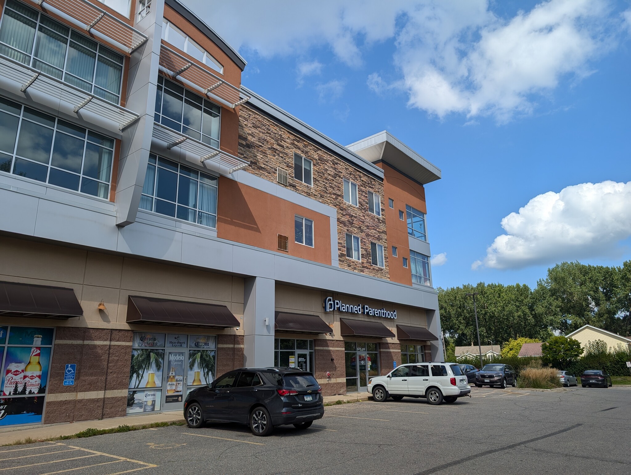 340 Stadium Rd, Mankato, MN for sale Building Photo- Image 1 of 3