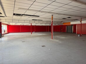 1100 N State St, Belvidere, IL for lease Interior Photo- Image 2 of 8