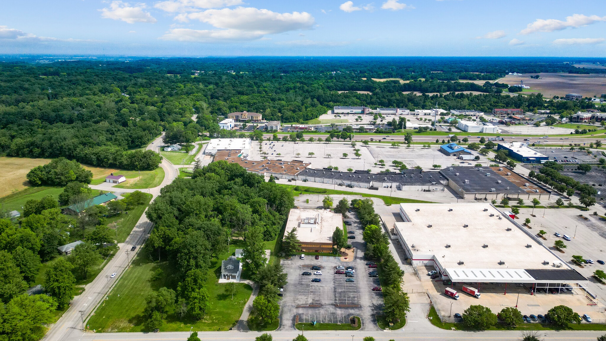 141 Market Place Dr, Fairview Heights, IL for sale Interior Photo- Image 1 of 9