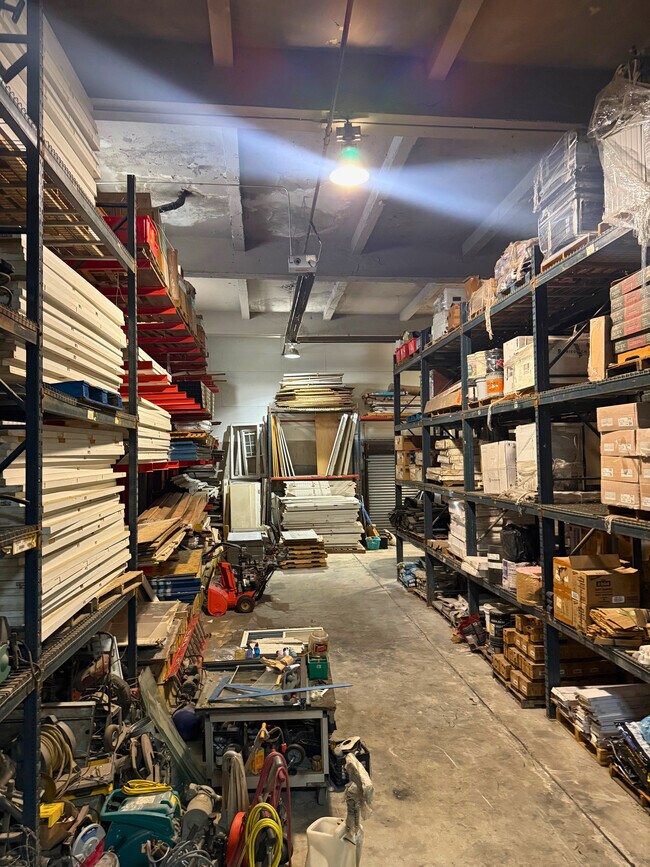 More details for 828 E 160th St, Bronx, NY - Industrial for Lease