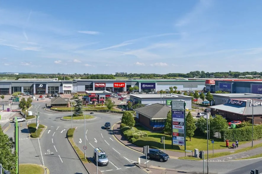 Topham Dr, Liverpool for lease - Building Photo - Image 3 of 8
