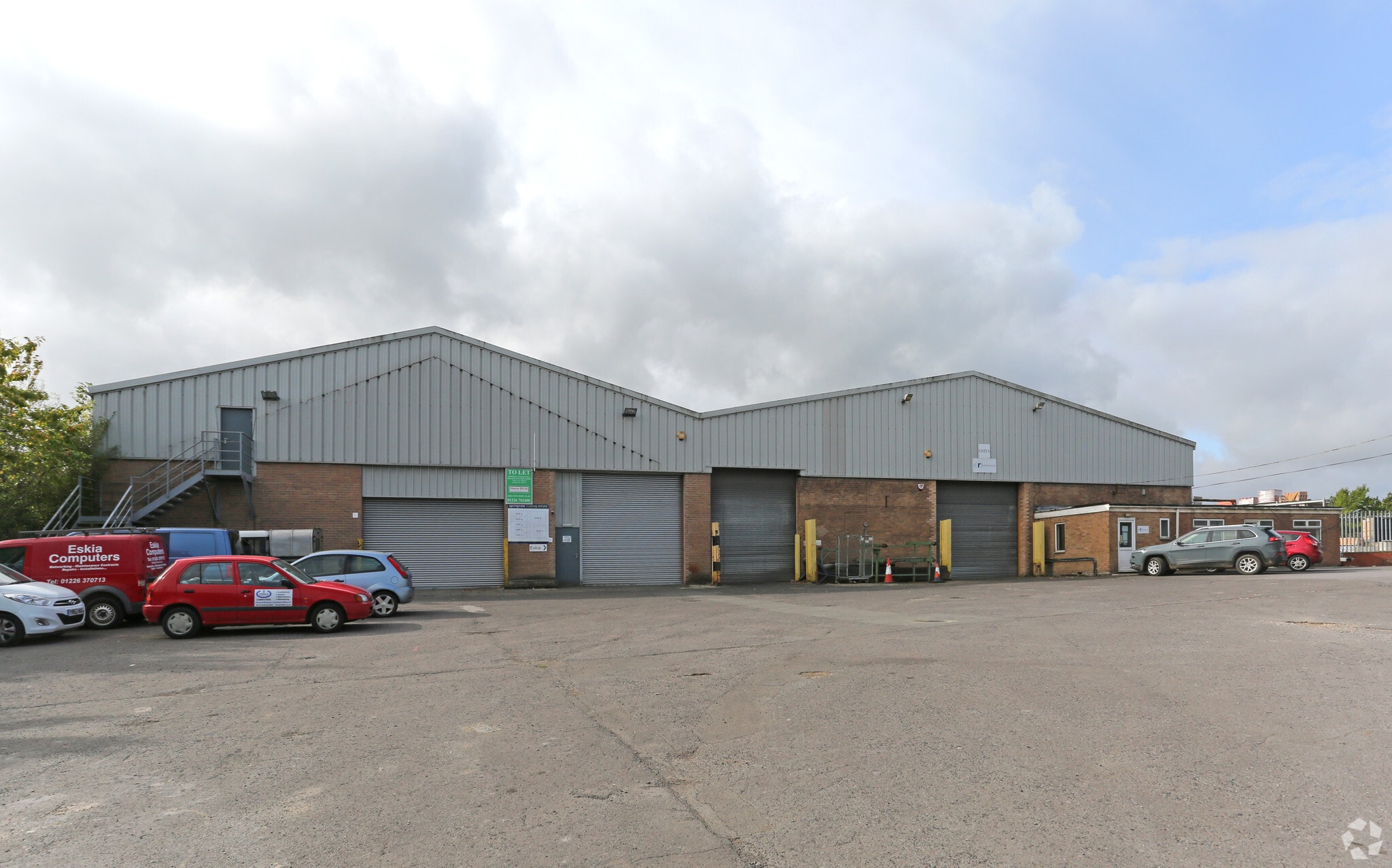 Sheffield Rd, Sheffield for lease Primary Photo- Image 1 of 3