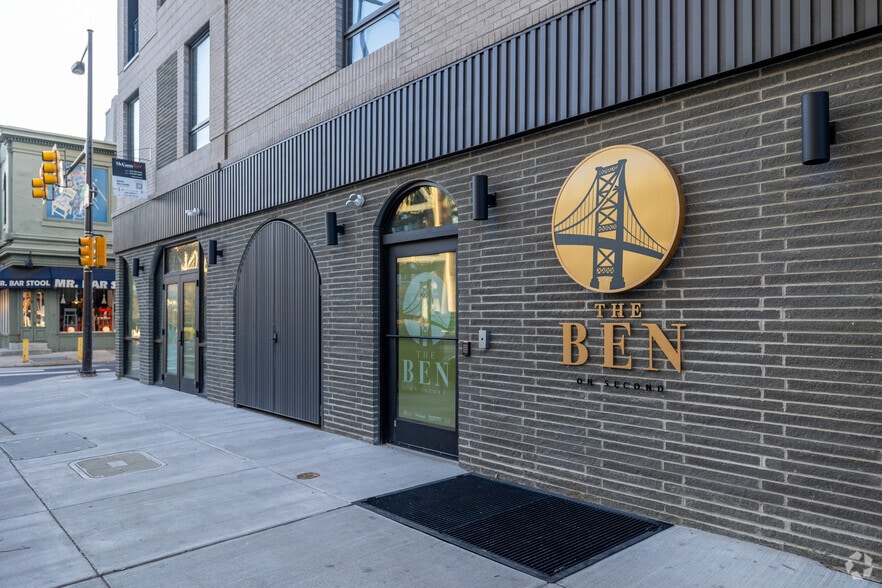 160-164 N 2nd St, Philadelphia, PA for lease - Building Photo - Image 2 of 4