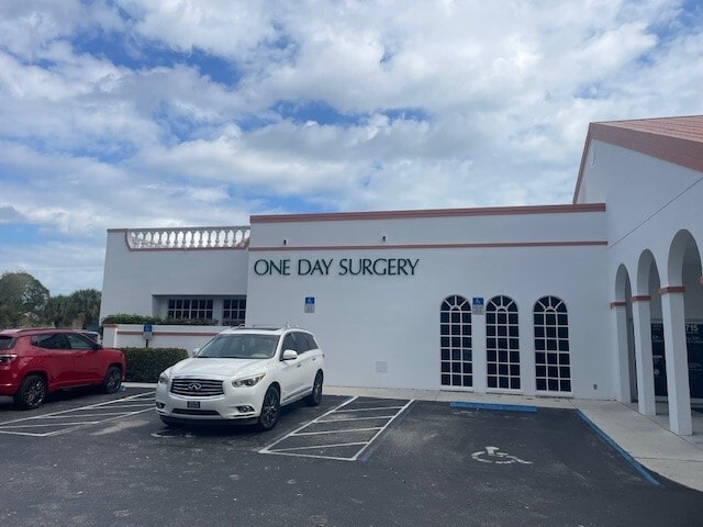 1715 SE Tiffany Ave, Port Saint Lucie, FL for lease - Building Photo - Image 2 of 21