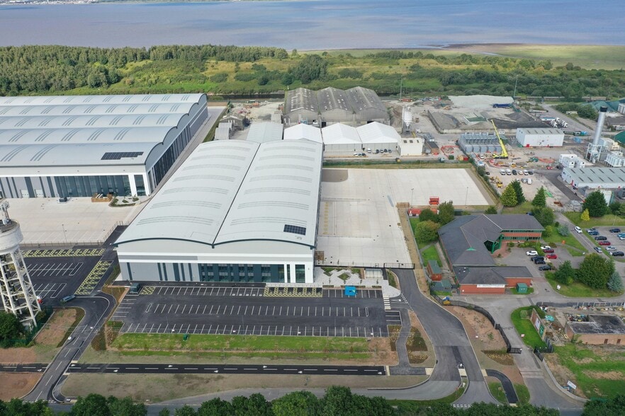 North Rd, Ellesmere Port for lease - Building Photo - Image 1 of 3