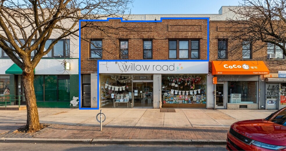 29-28 Ditmars Blvd, Astoria, NY à louer - Photo du bâtiment - Image 1 de 15