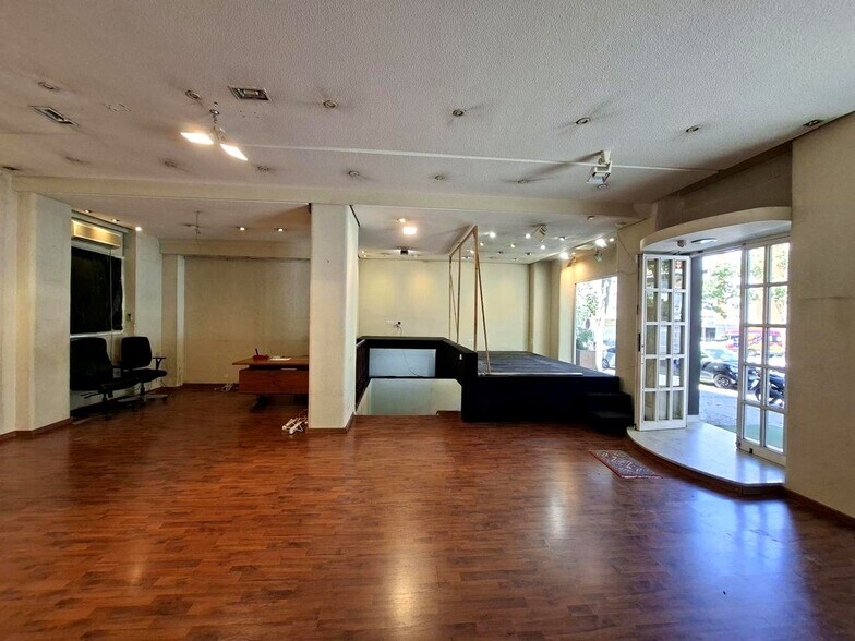 Retail in Madrid, Madrid for lease - Interior Photo - Image 1 of 4