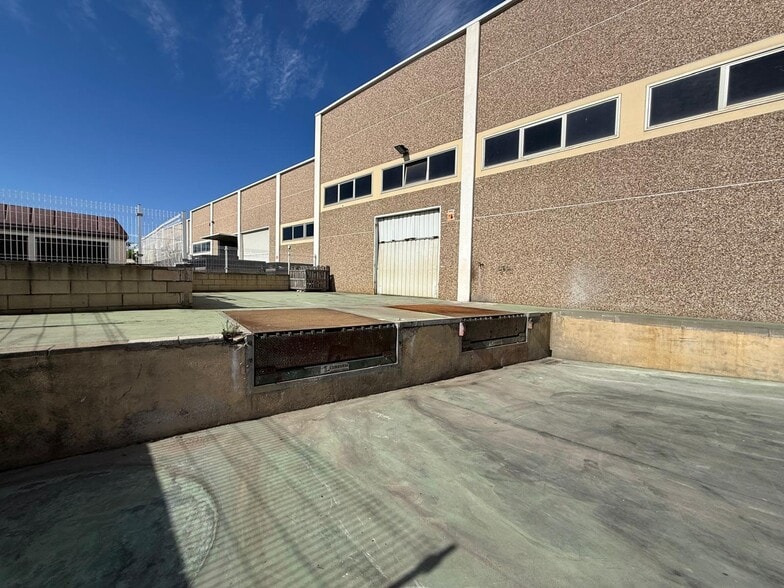 Industrial in Constantí, Tarragona for sale - Building Photo - Image 3 of 5