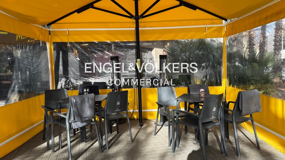 Retail in Barcelona, Barcelona for lease - Building Photo - Image 3 of 3