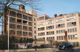 Plus de détails pour 459 W Glenwood Ave, Philadelphia, PA - Industriel à vendre