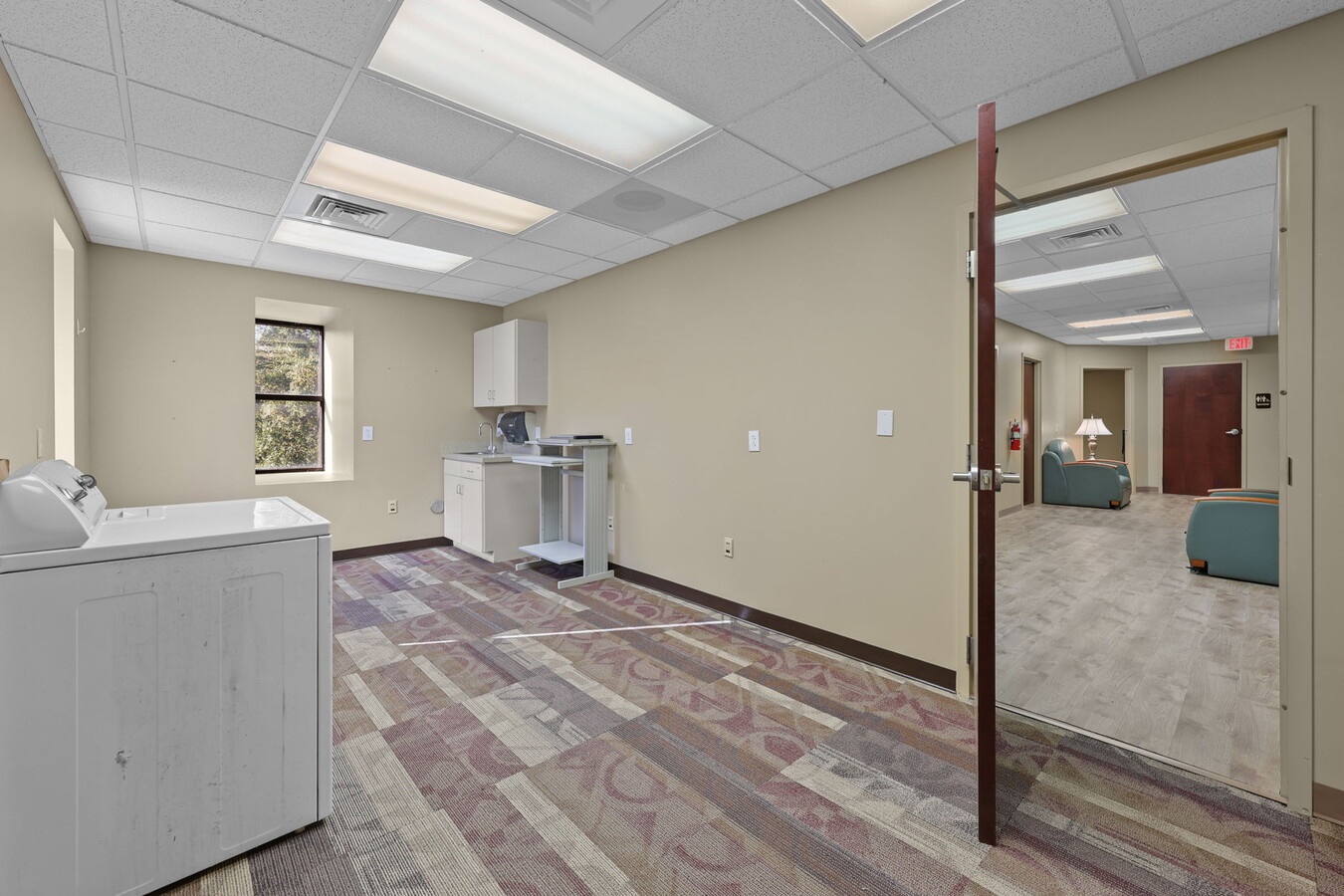 1035 Lincolnton Rd, Salisbury, NC 28144 - Unit B - - Interior Photo - Image 1 of 21