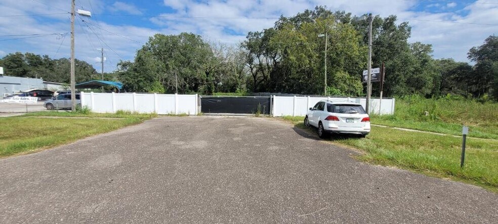 8401 US Highway 301, Tampa, FL à vendre - Photo du b timent - Image 1 de 1