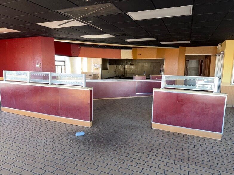 1139 Grand Ave, Las Vegas, NM à vendre - Photo du bâtiment - Image 2 de 22