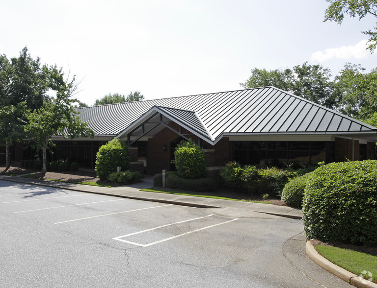 200 Brookstone Centre Pky, Columbus, GA for sale - Building Photo - Image 1 of 1