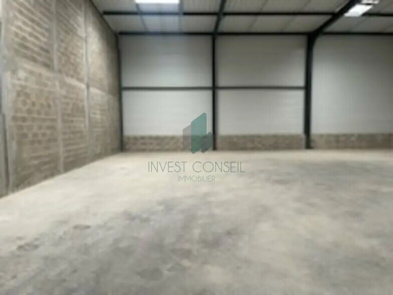 Flex dans Viarmes à louer - Photo du bâtiment - Image 2 de 7