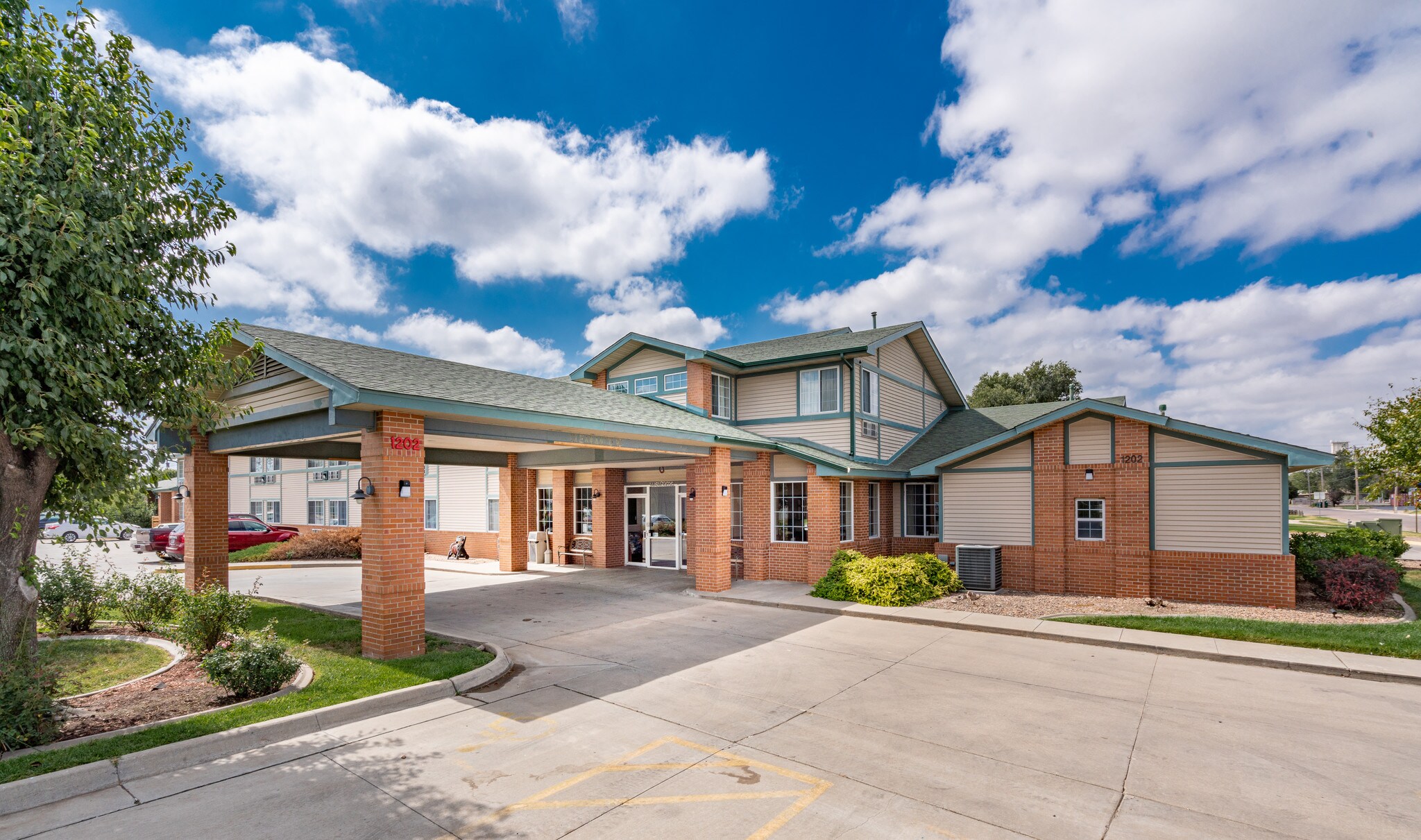 1202 W Kansas Ave, Garden City, KS for sale Building Photo- Image 1 of 1