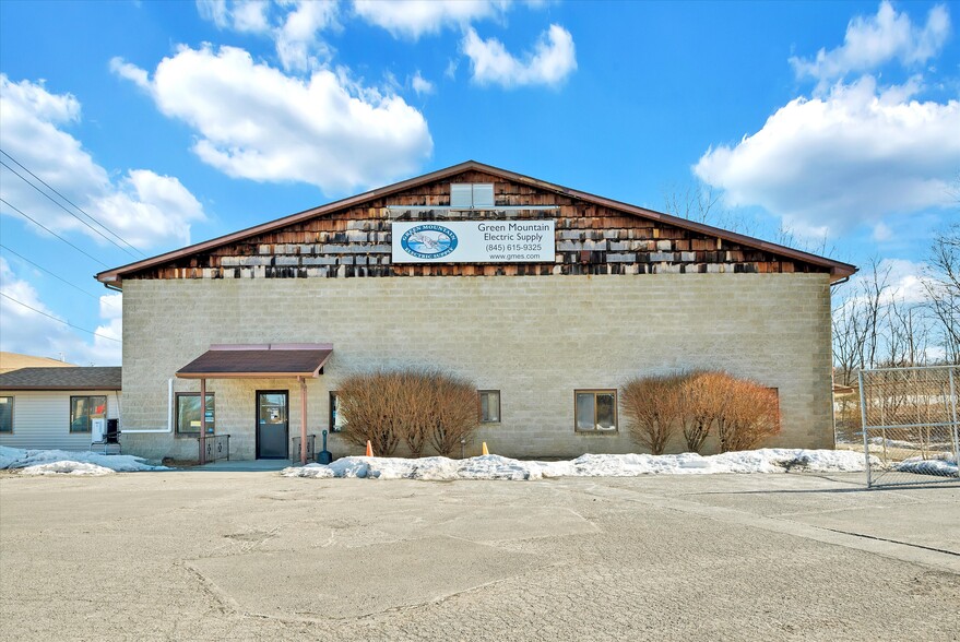 2681 Route 17M, New Hampton, NY for lease - Building Photo - Image 2 of 20