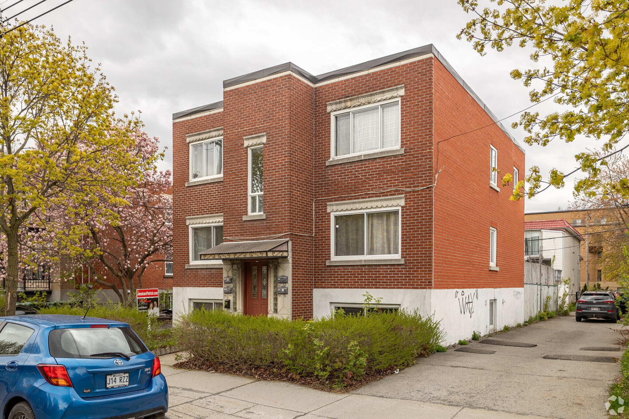 4700 Rue De Cadillac, Montréal, QC à vendre Photo principale- Image 1 de 10