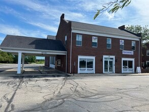215 W Garfield Rd, Aurora, OH for lease Building Photo- Image 1 of 5
