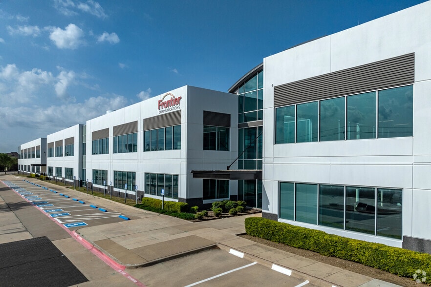 7979 N Belt Line Rd, Irving, TX à louer - Photo du bâtiment - Image 3 de 13