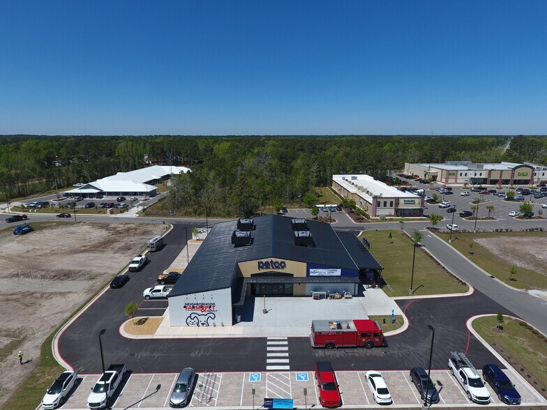 2737 E State Highway 210, Surf City, NC à vendre - Photo du bâtiment - Image 2 de 8