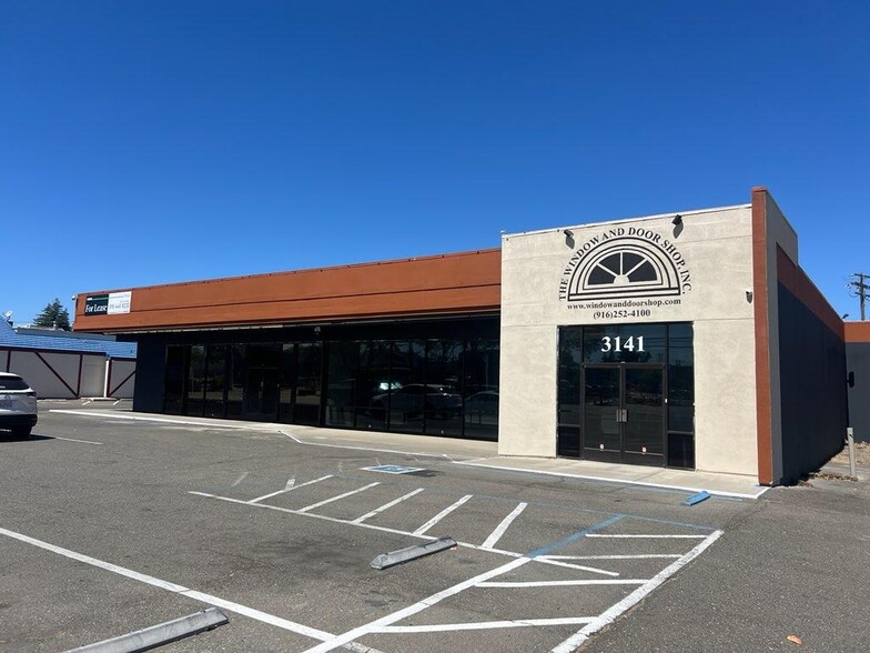 3133-3141 Arden Way, Sacramento, CA for lease - Building Photo - Image 2 of 3