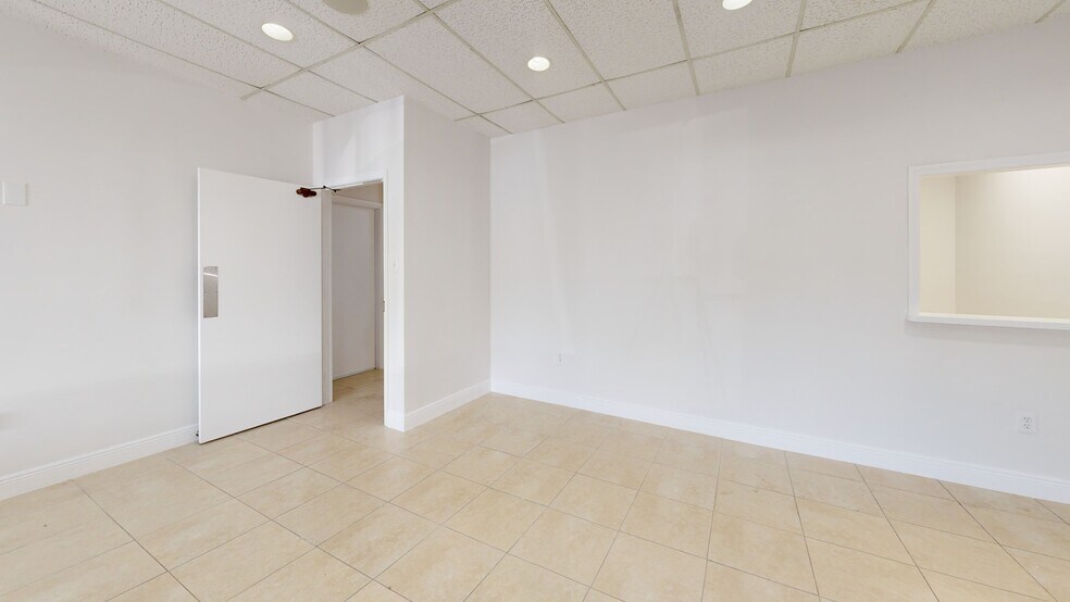 7200-7200 W Commercial Blvd, Fort Lauderdale, FL à vendre - Numérisation 3D de Matterport - Image 2 de 21