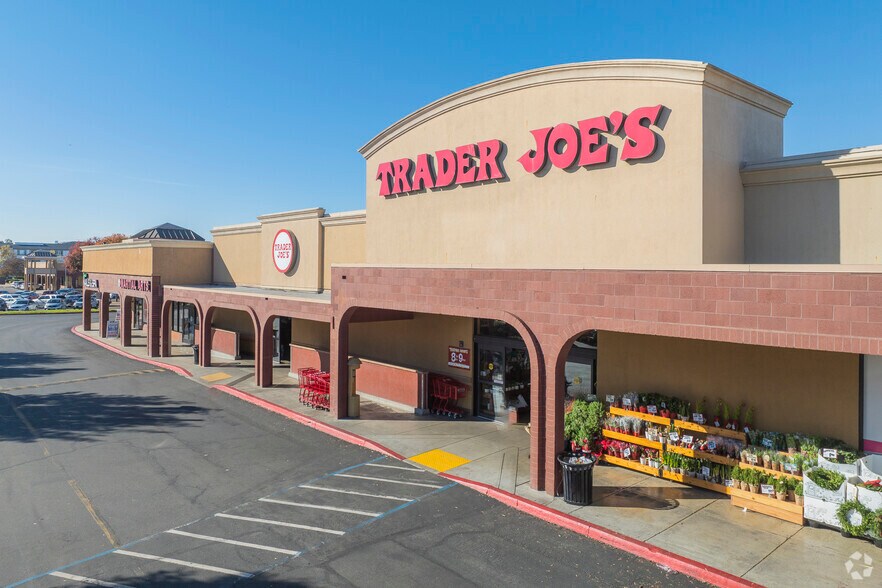 1070 E Stanley Blvd, Livermore, CA à louer - Photo du bâtiment - Image 3 de 17