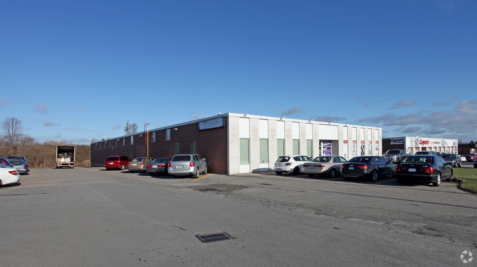 108 Doncaster Ave, Markham, ON à vendre - Photo principale - Image 1 de 1