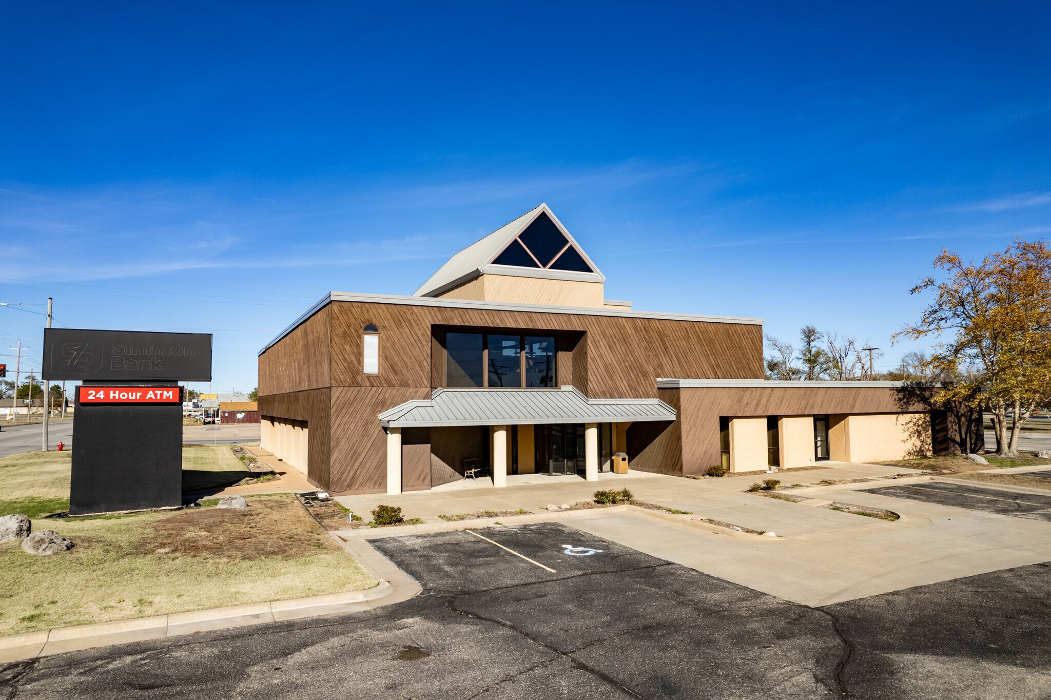 524 N Main St, South Hutchinson, KS à vendre Photo principale- Image 1 de 27