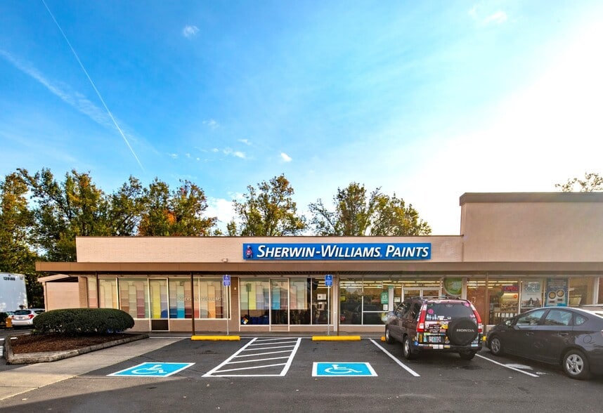 5512-5544 E Burnside St, Portland, OR à louer - Photo du bâtiment - Image 2 de 4