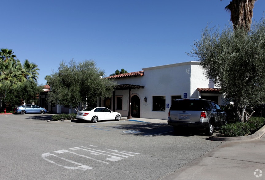 41750 Rancho Las Palmas Dr, Rancho Mirage, CA for sale - Building Photo - Image 3 of 6