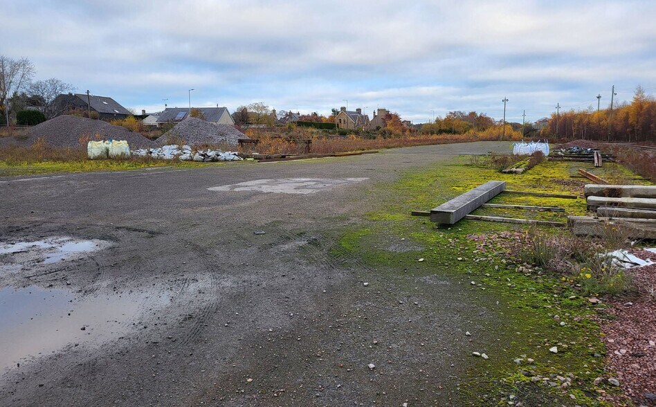 Maisondieu Rd, Elgin à louer - Photo du bâtiment - Image 2 de 2