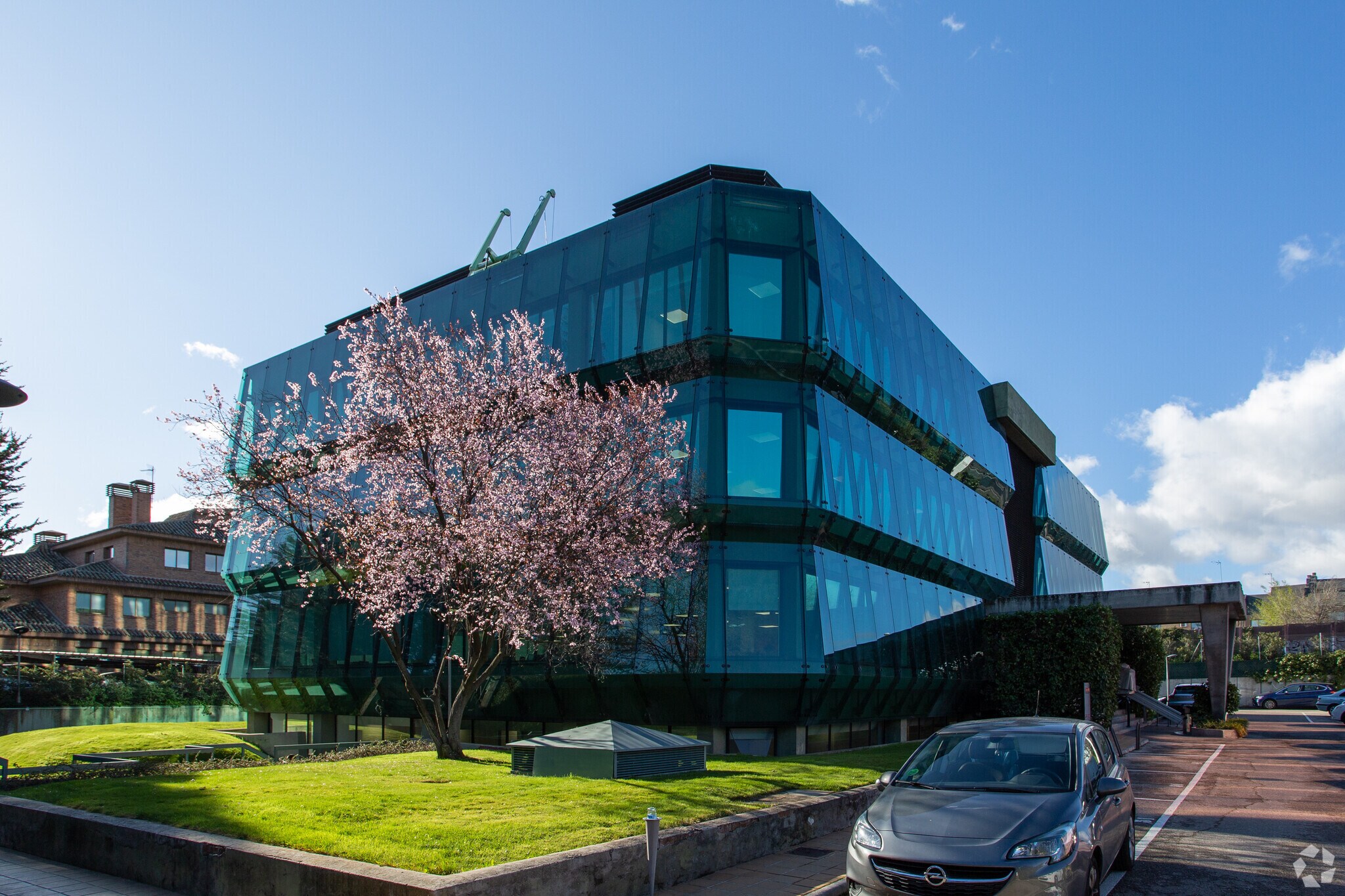 Calle de Gobelas, 15, Madrid, Madrid for lease Primary Photo- Image 1 of 4