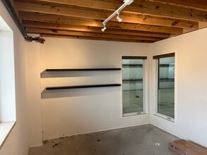 22111 W State Highway 71, Spicewood, TX for lease Interior Photo- Image 2 of 5