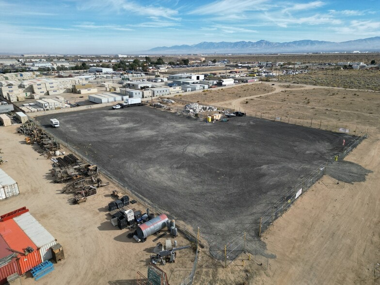 42296 Valley Line rd, Lancaster, CA for lease - Building Photo - Image 3 of 9