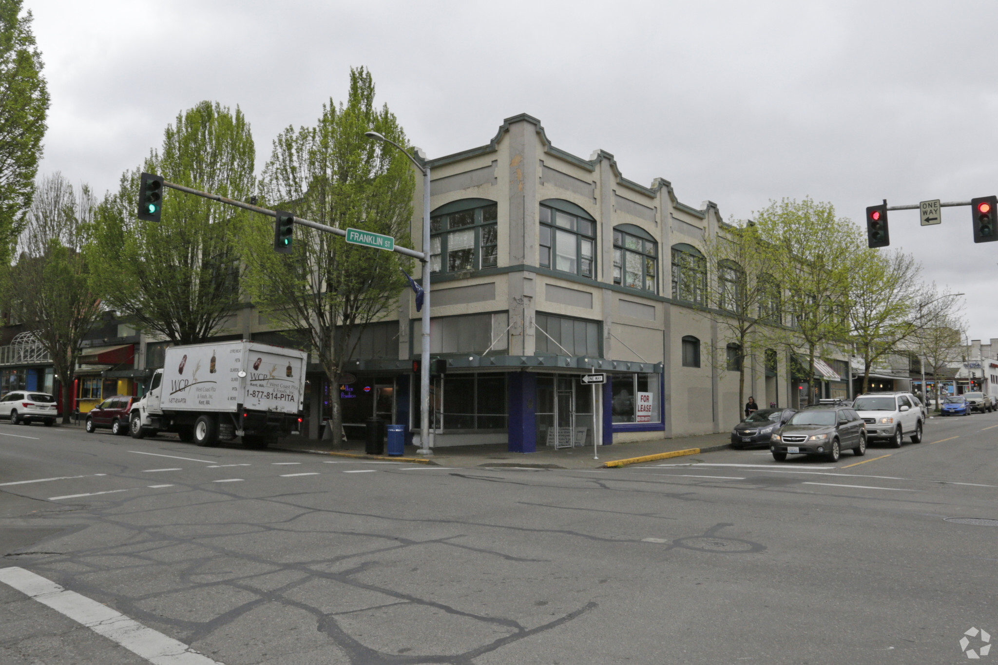 301-309 4th Ave E, Olympia, WA à vendre Photo principale- Image 1 de 1