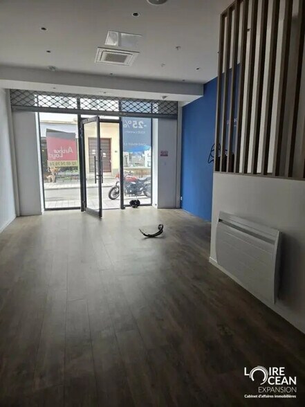 Commerce de détail dans Nantes à louer - Photo du bâtiment - Image 3 de 4
